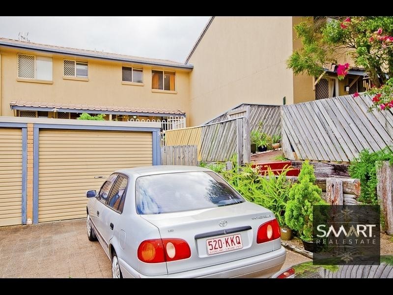 Labrador QLD 4215