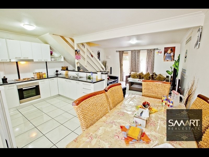 Labrador QLD 4215