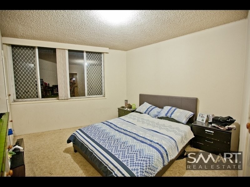 Chevron Island QLD 4217