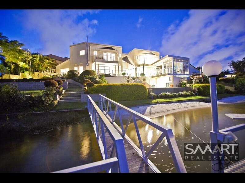 Benowa Waters QLD 4217
