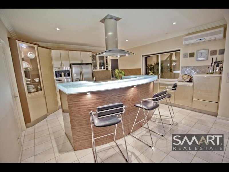 Benowa Waters QLD 4217