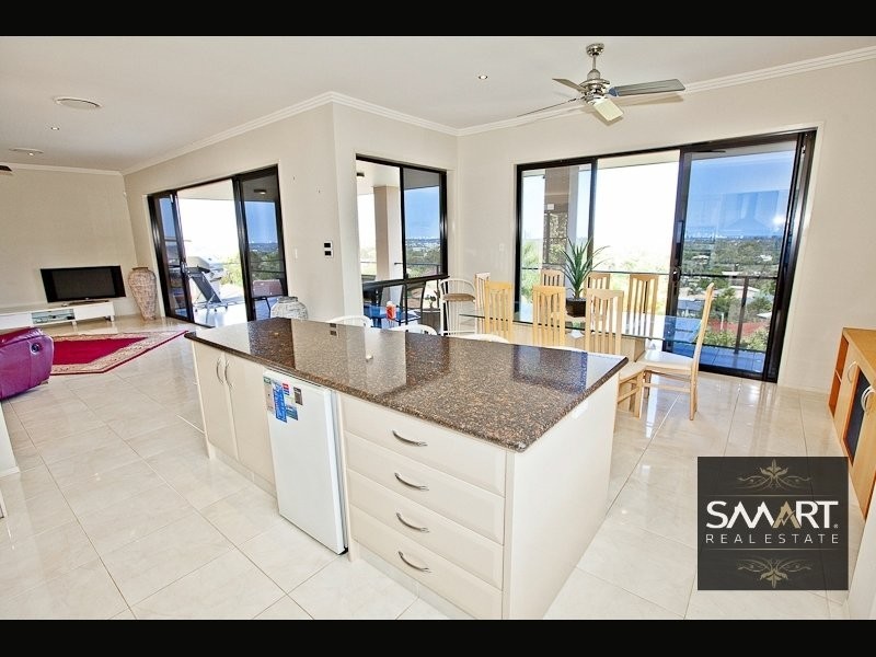 Highland Park QLD 4211