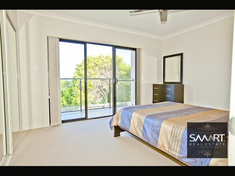 Highland Park QLD 4211