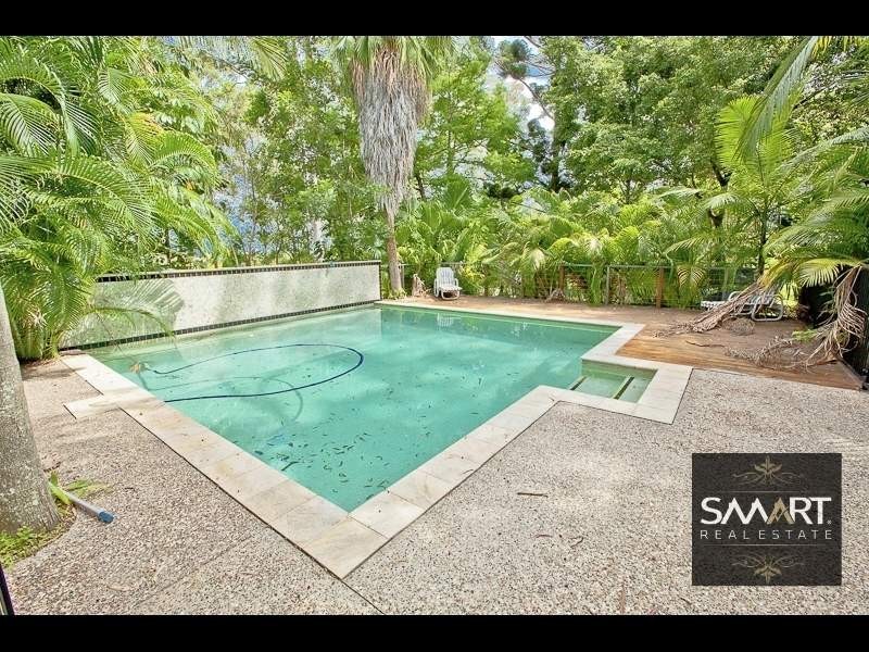Ashmore QLD 4214