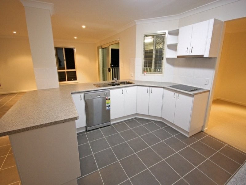 Carrara QLD 4211