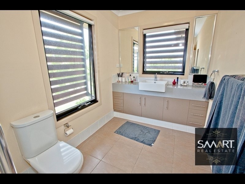 Varsity Lakes QLD 4227