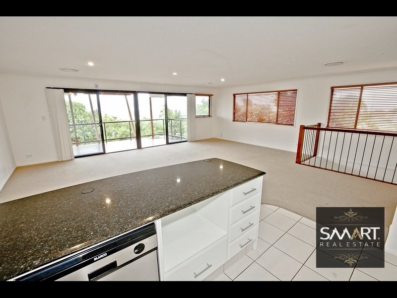 Highland Park QLD 4211
