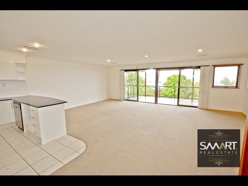 Highland Park QLD 4211
