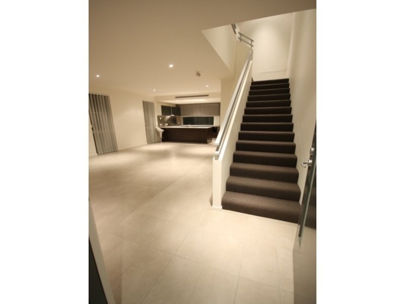 Varsity Lakes QLD 4227