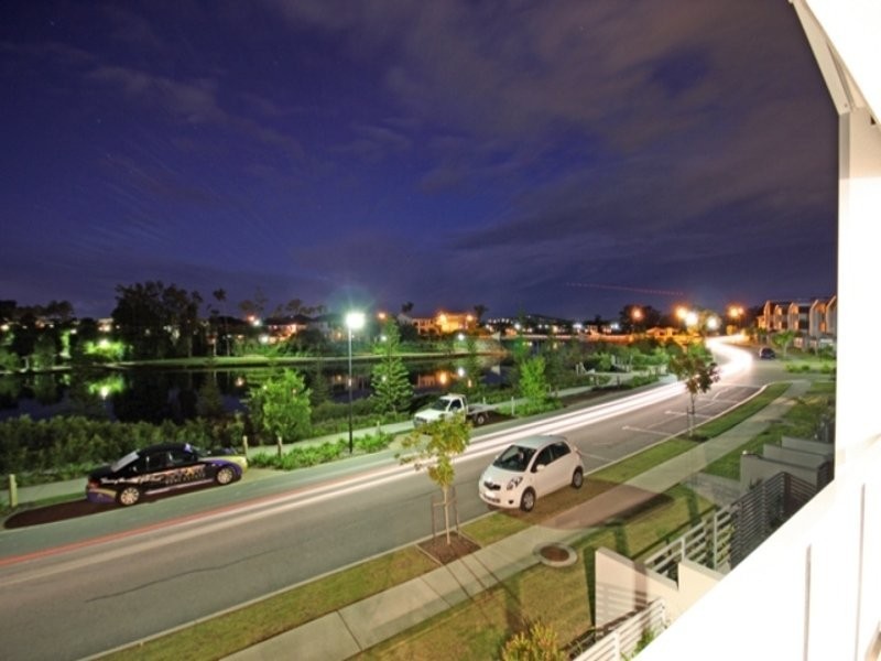 Varsity Lakes QLD 4227