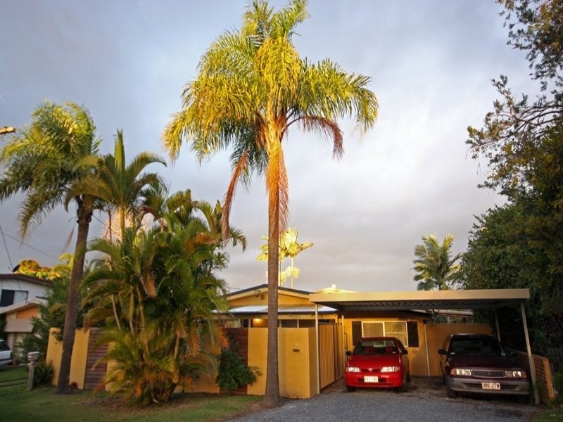 Labrador QLD 4215