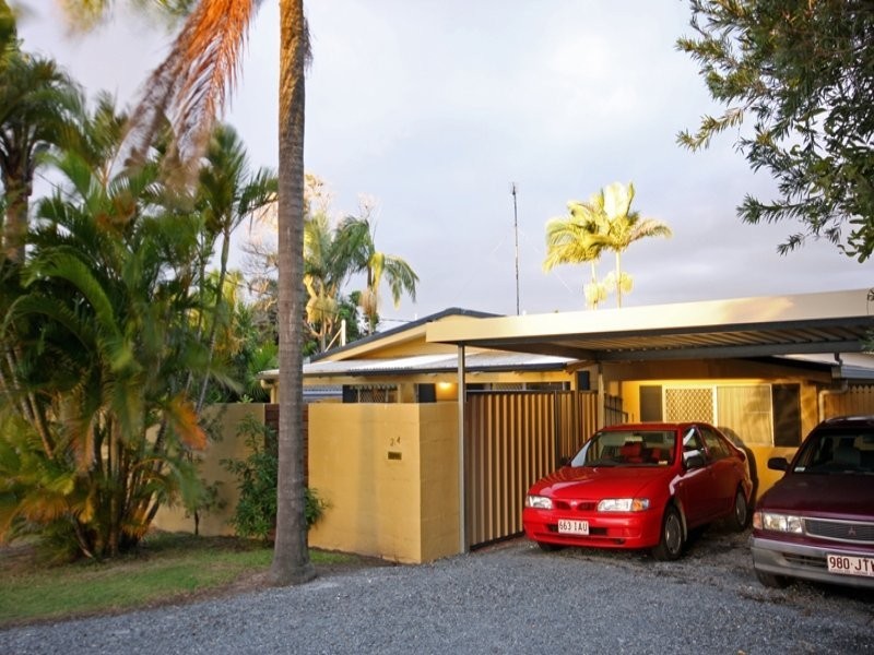 Labrador QLD 4215
