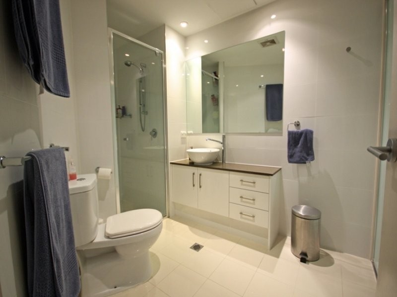Chevron Island QLD 4217