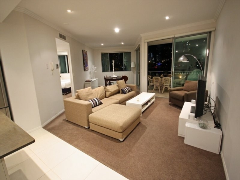 Chevron Island QLD 4217