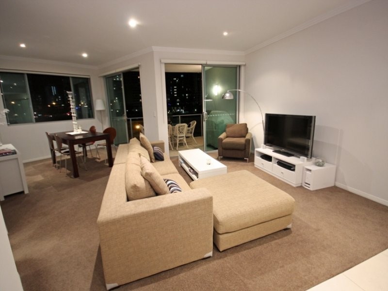 Chevron Island QLD 4217