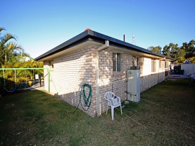 Parkwood QLD 4214