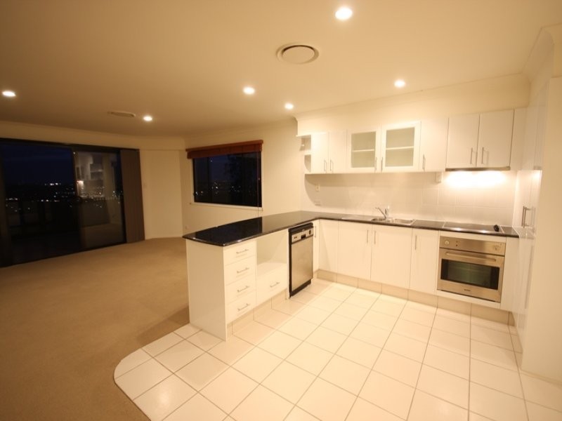 Highland Park QLD 4211