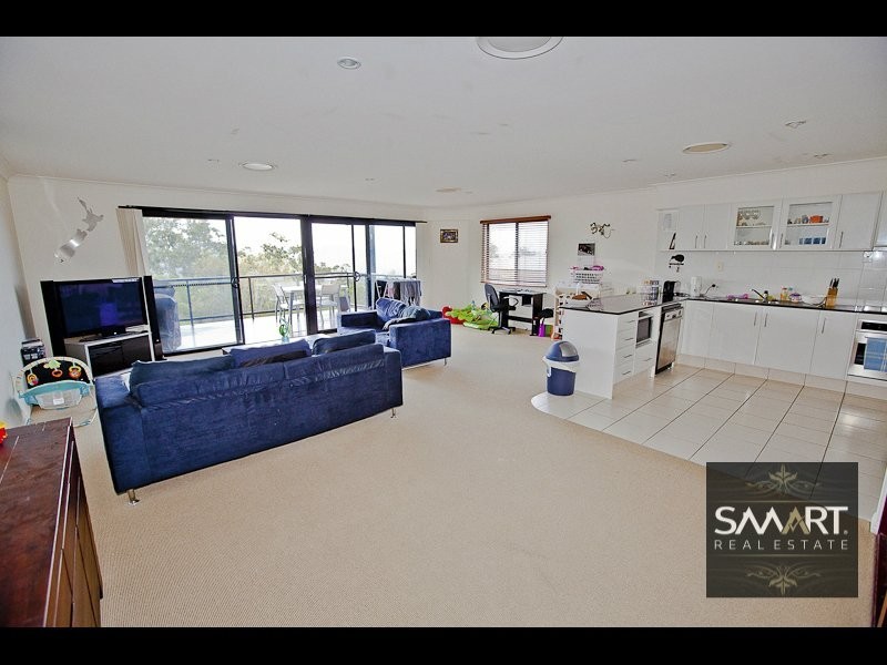 Highland Park QLD 4211