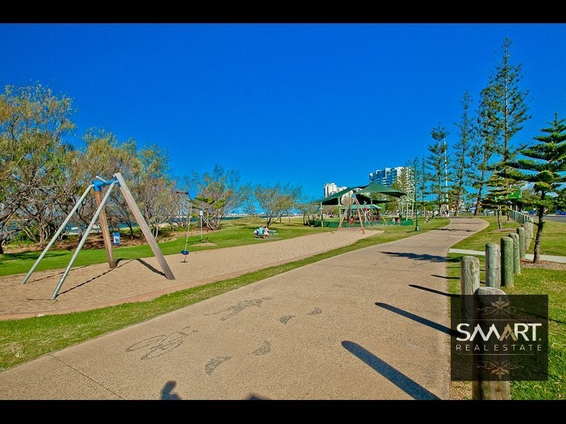 Labrador QLD 4215