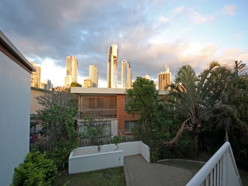 Chevron Island QLD 4217