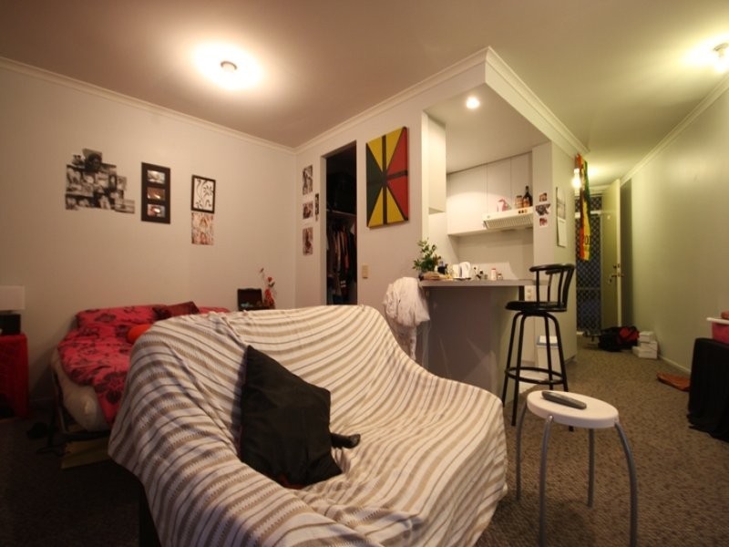Chevron Island QLD 4217