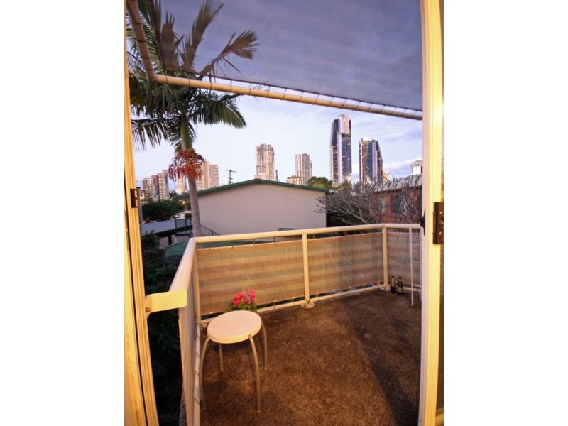 Chevron Island QLD 4217