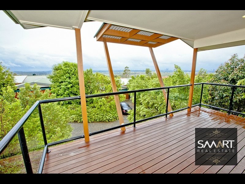 Highland Park QLD 4211