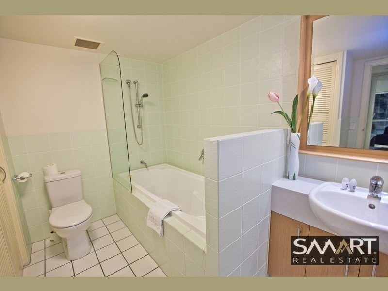 Hope Island QLD 4212