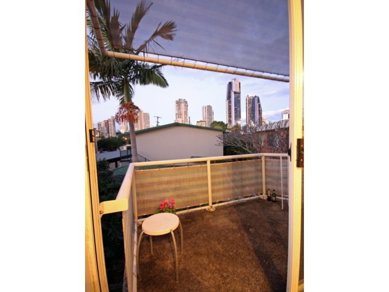 Chevron Island QLD 4217