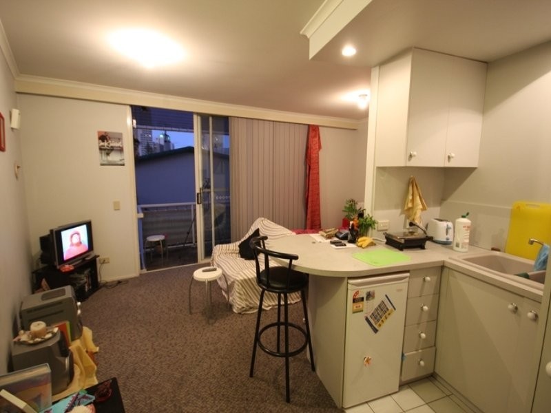 Chevron Island QLD 4217