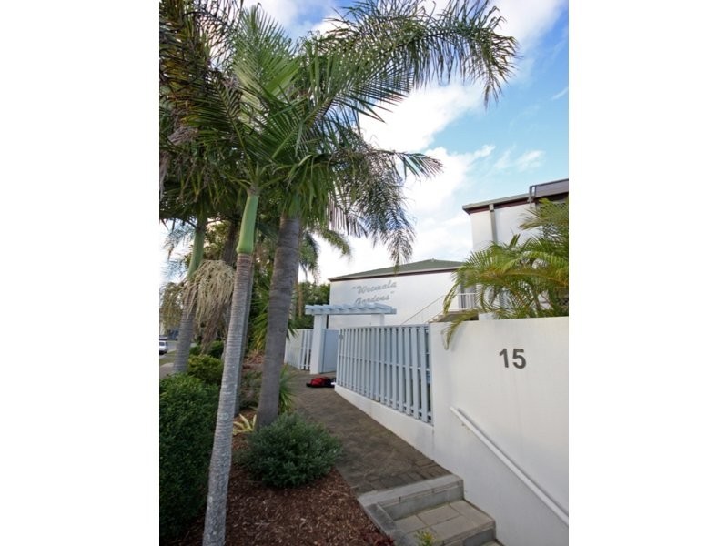 Chevron Island QLD 4217