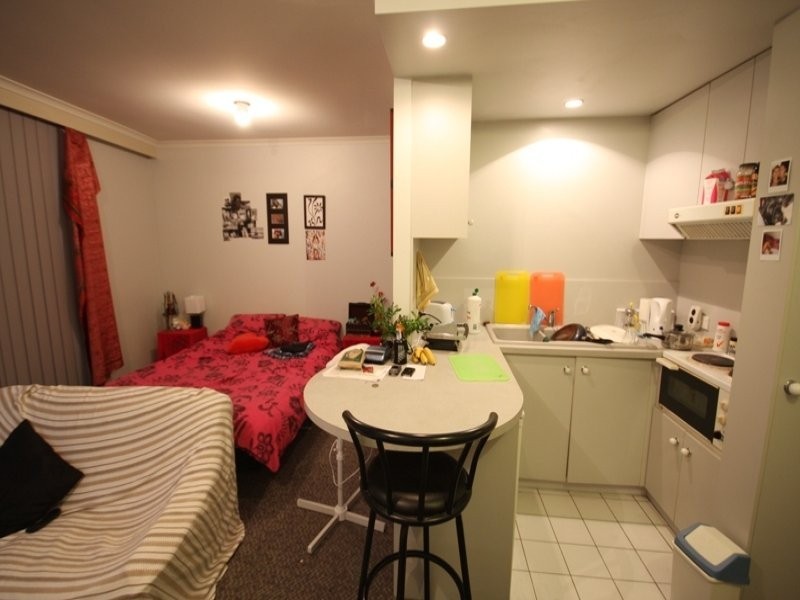 Chevron Island QLD 4217