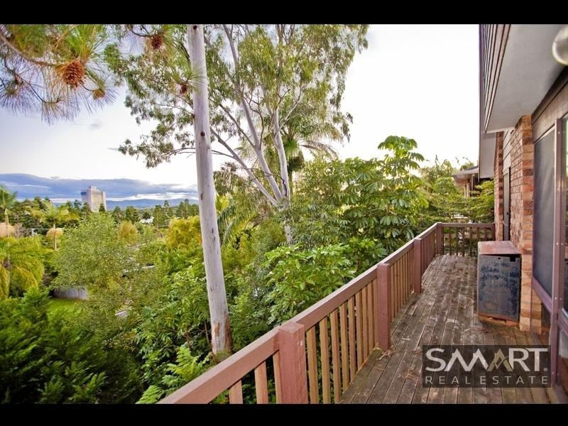 Ashmore QLD 4214