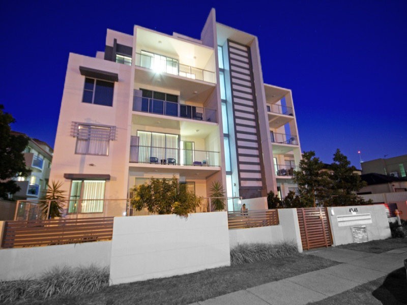 Chevron Island QLD 4217
