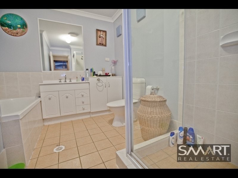 Pacific Pines QLD 4211