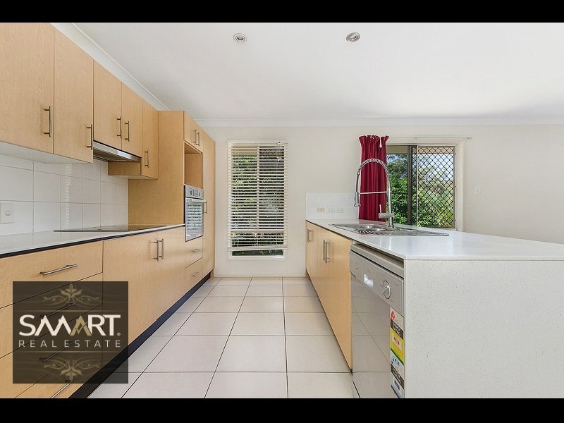 1b Irwin Street, Parkwood QLD 4214