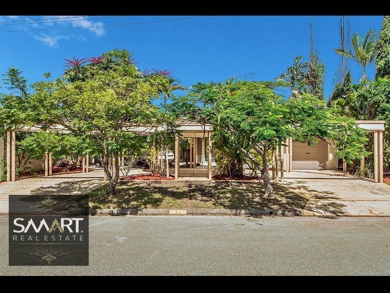 31 Southern Cross Drive, Chevron Island QLD 4217