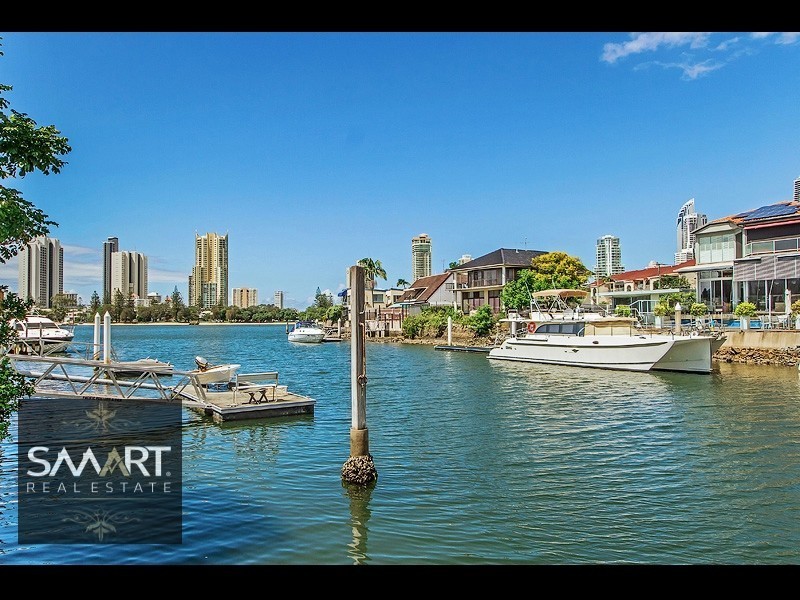 31 Southern Cross Drive, Chevron Island QLD 4217