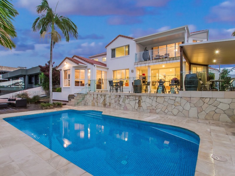96 Cabana Boulevard, Benowa Waters QLD 4217