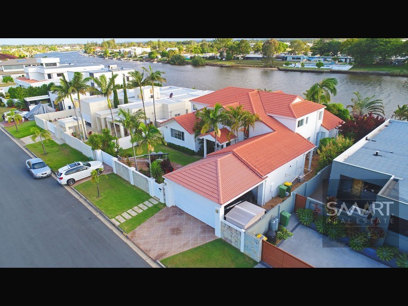 96 Cabana Boulevard, Benowa Waters QLD 4217
