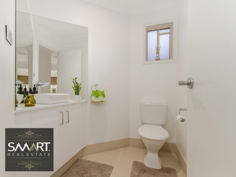 31/88 Cotlew Street East, Southport QLD 4215