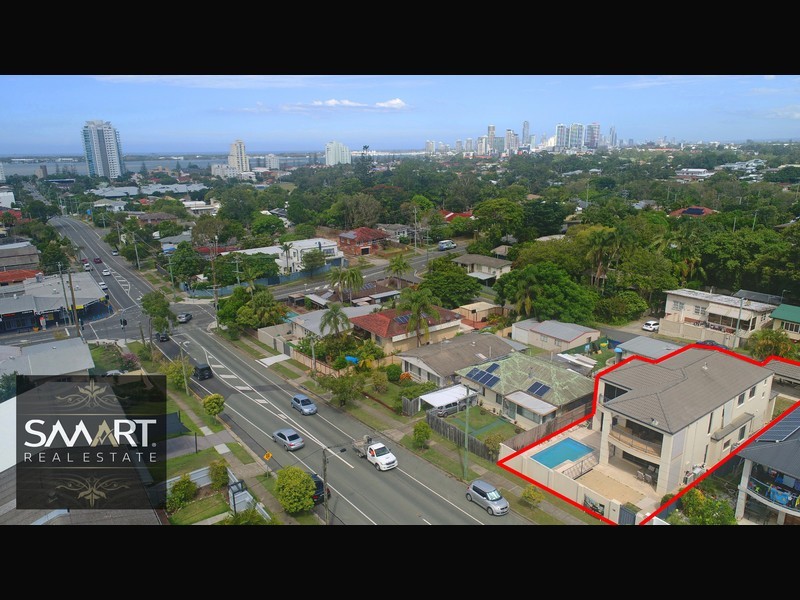 92 Central Street, Labrador QLD 4215