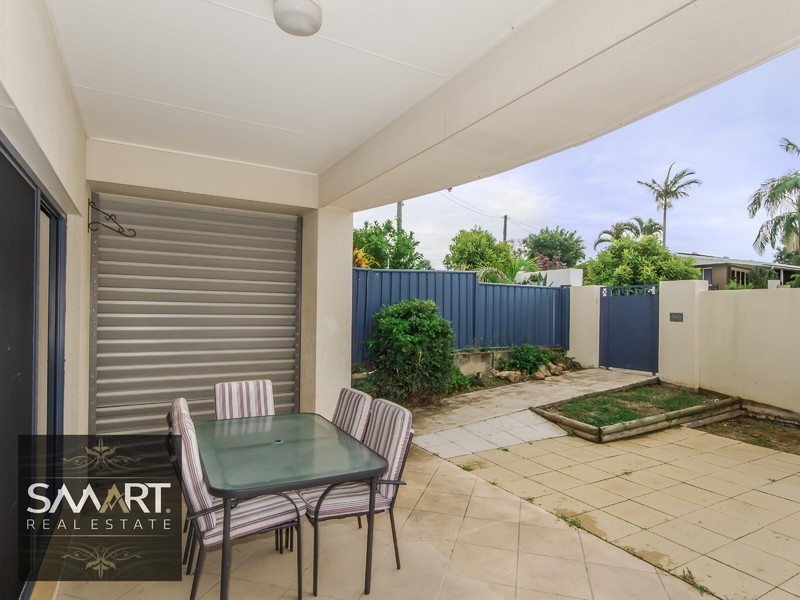 92 Central Street, Labrador QLD 4215