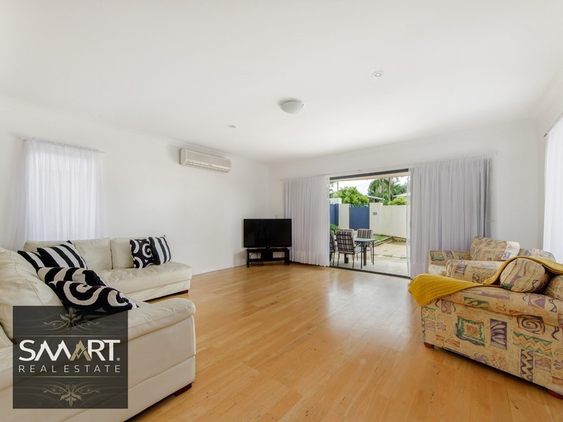 92 Central Street, Labrador QLD 4215