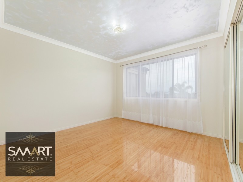 92 Central Street, Labrador QLD 4215