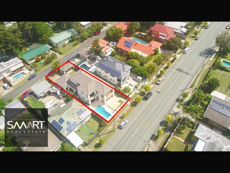92 Central Street, Labrador QLD 4215