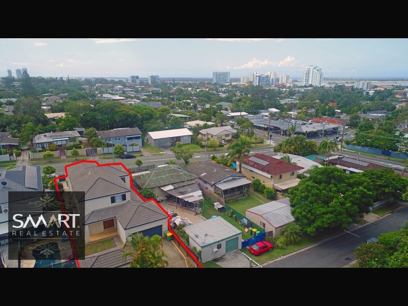 92 Central Street, Labrador QLD 4215