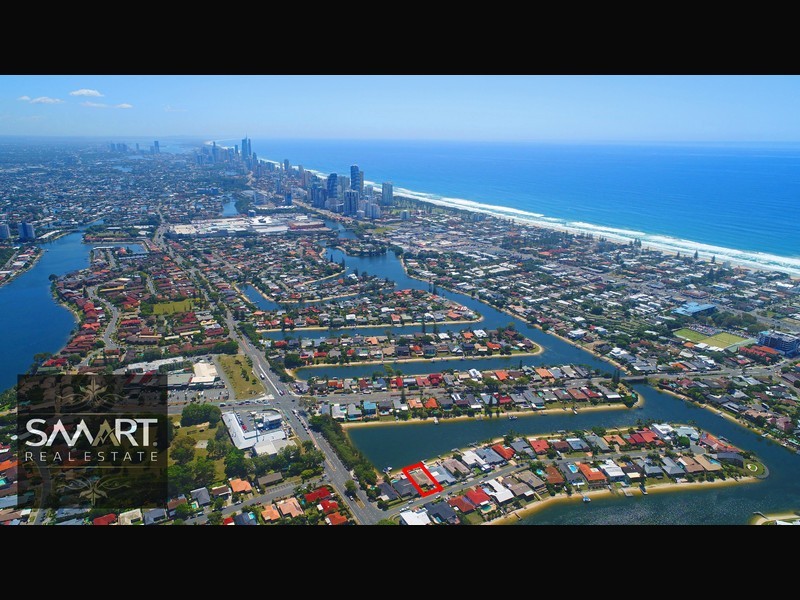 6 Weatherly Avenue, Mermaid Waters QLD 4218