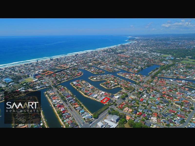 6 Weatherly Avenue, Mermaid Waters QLD 4218