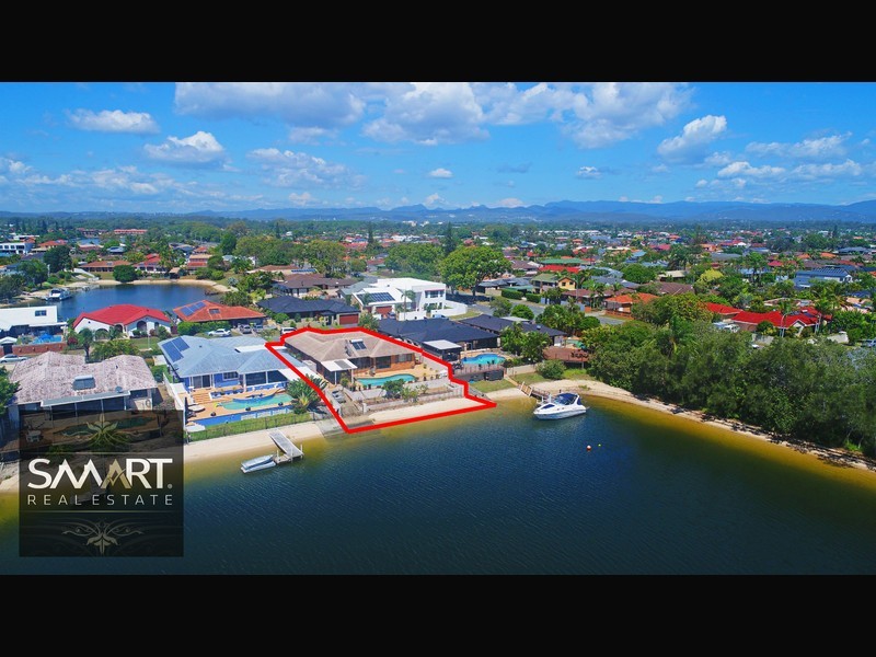 6 Weatherly Avenue, Mermaid Waters QLD 4218